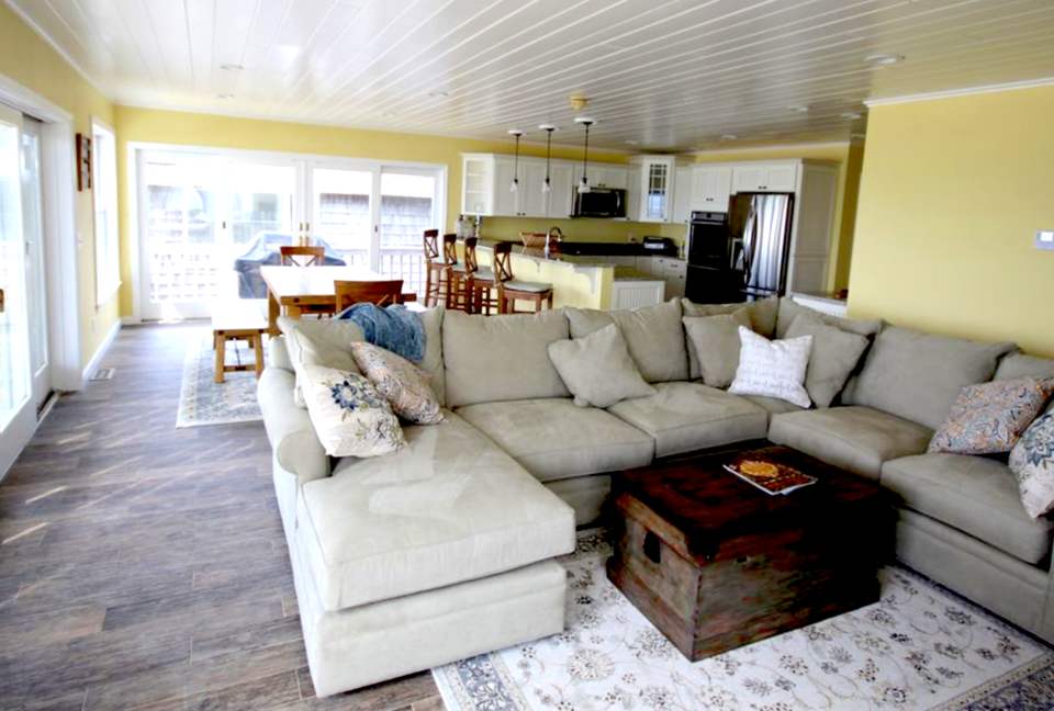 Oceanfront in Westerly - Westerly, Rhode Island