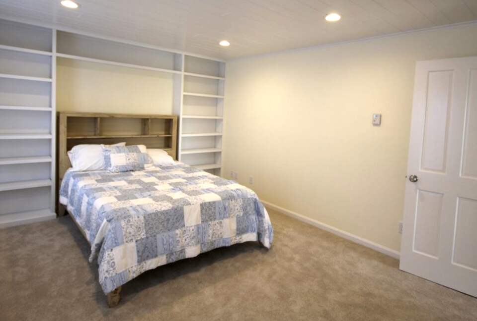 Oceanfront in Westerly - Westerly, Rhode Island