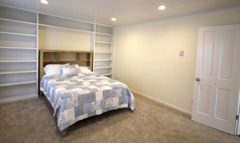 Oceanfront in Westerly - Westerly, Rhode Island