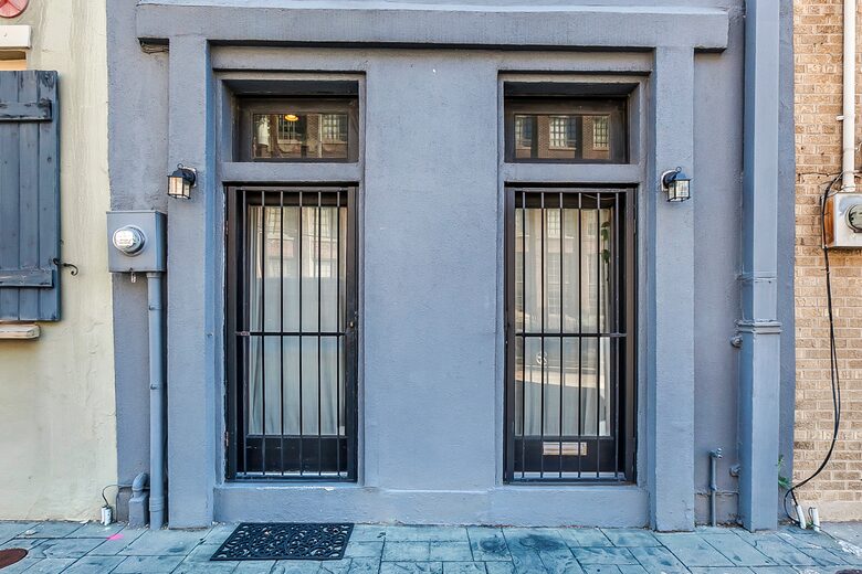 New Orleans Warehouse District Townhome - New Orleans, Louisiana