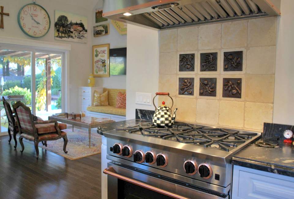 Wine Country Cottage - St. Helena, California