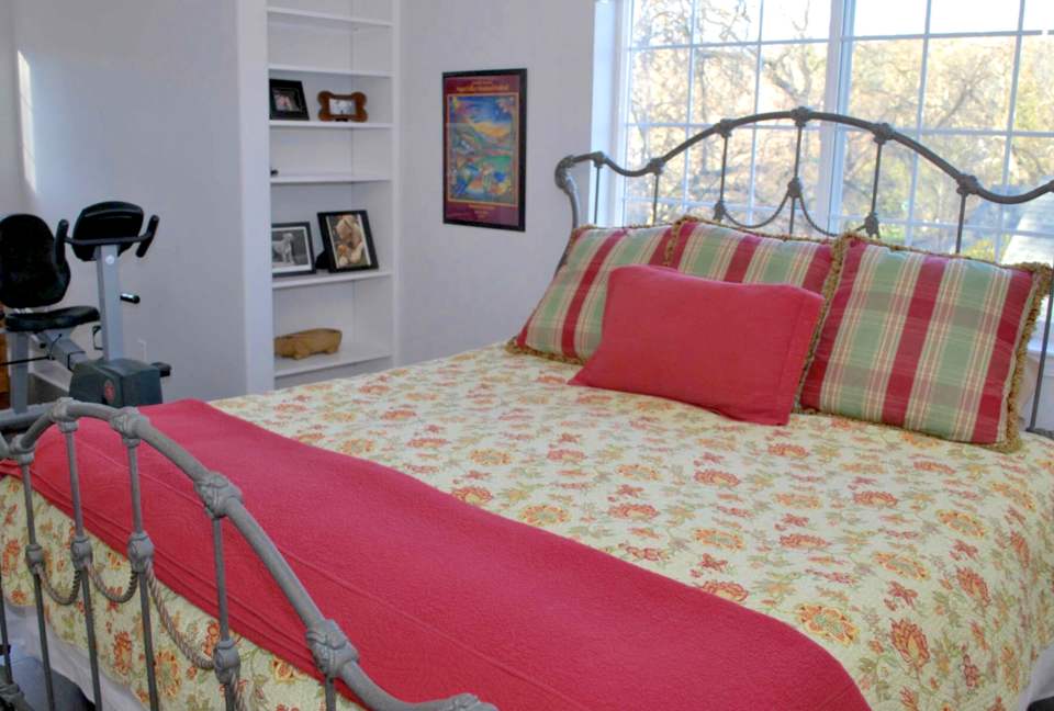 Wine Country Cottage - St. Helena, California