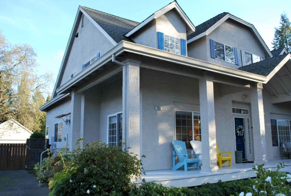 Wine Country Cottage - St. Helena, California