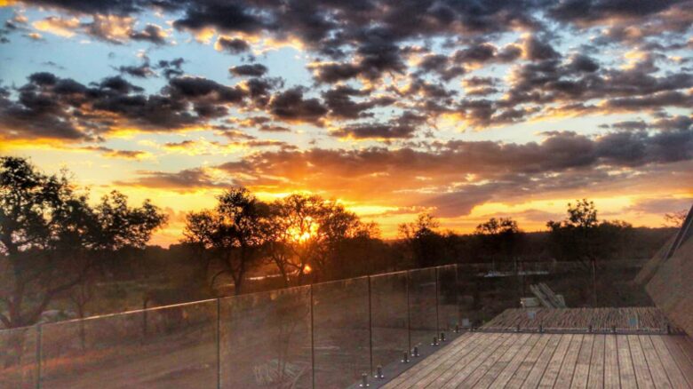 Umganu Lodge (R) - Elephant Point, South Africa