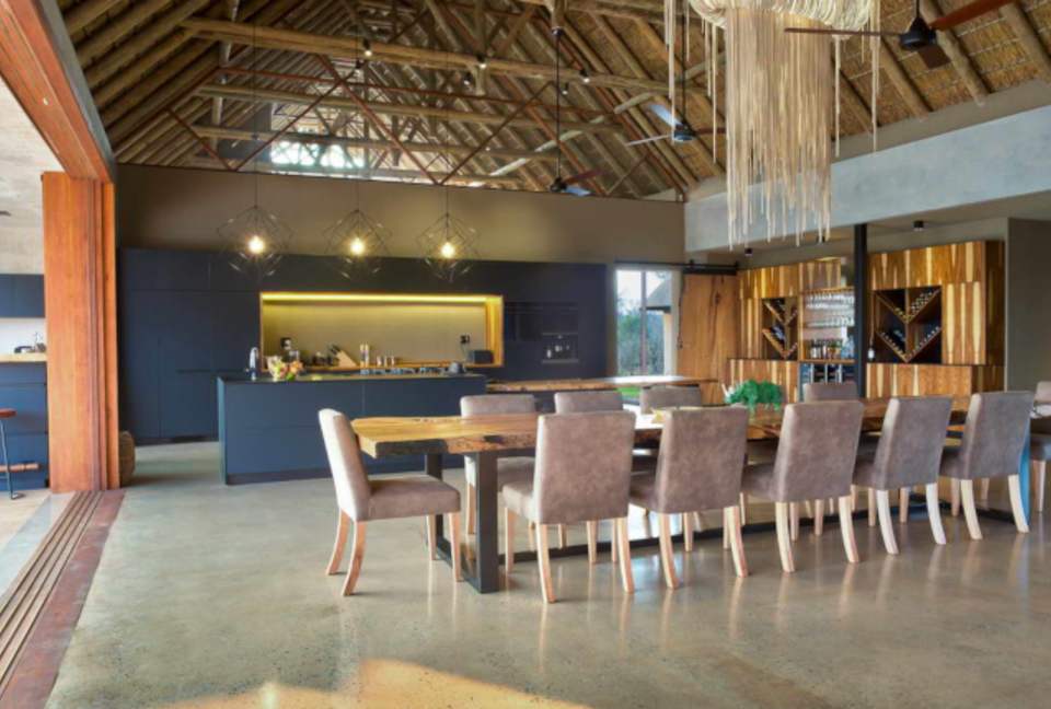 Umganu Lodge (R) - Elephant Point, South Africa