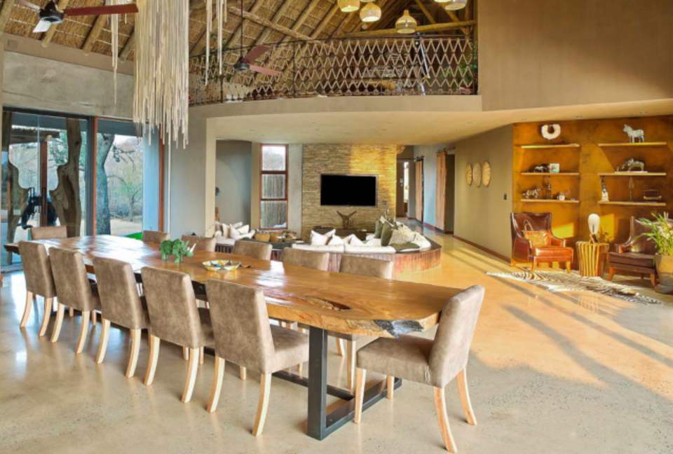 Umganu Lodge (R) - Elephant Point, South Africa
