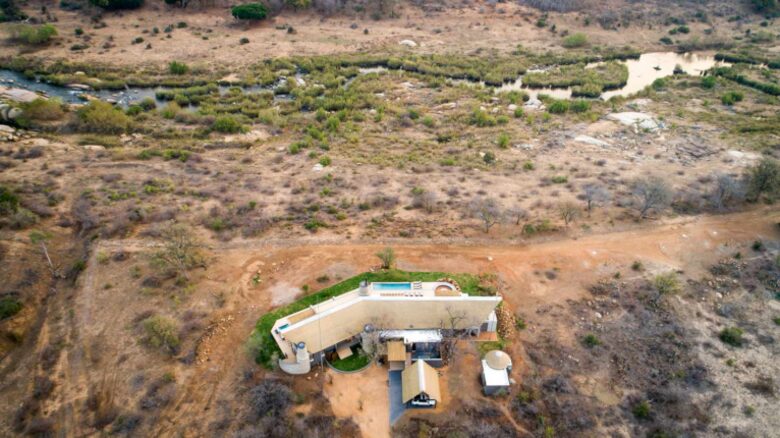 Umganu Lodge (R) - Elephant Point, South Africa