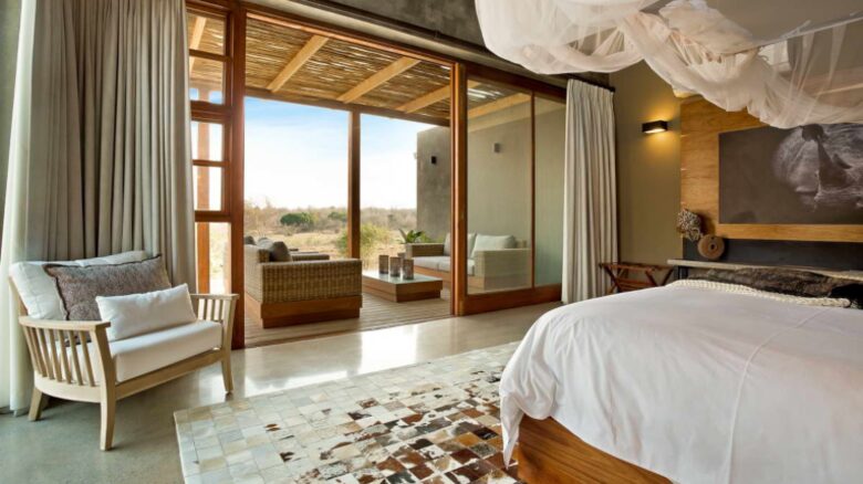 Umganu Lodge (R) - Elephant Point, South Africa