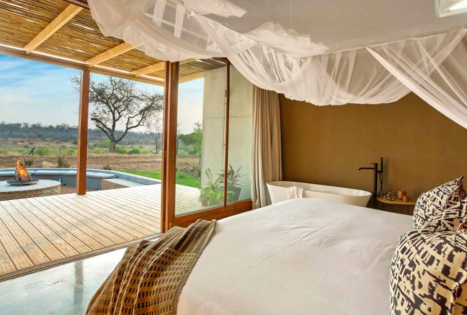 Umganu Lodge (R) - Elephant Point, South Africa