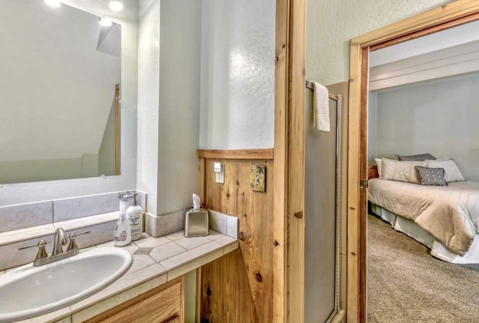 En-suite bath of Master #1.