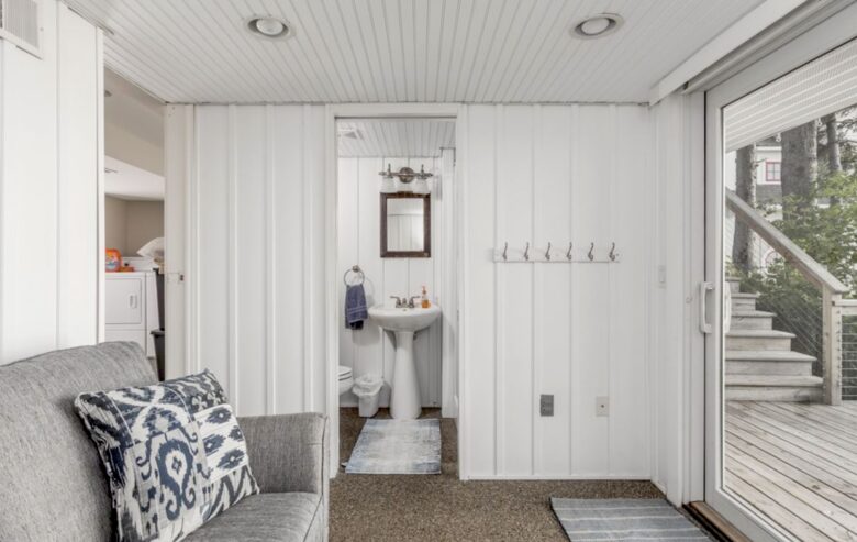 Lake Michigan Beachfront Cottage - South Haven, Michigan