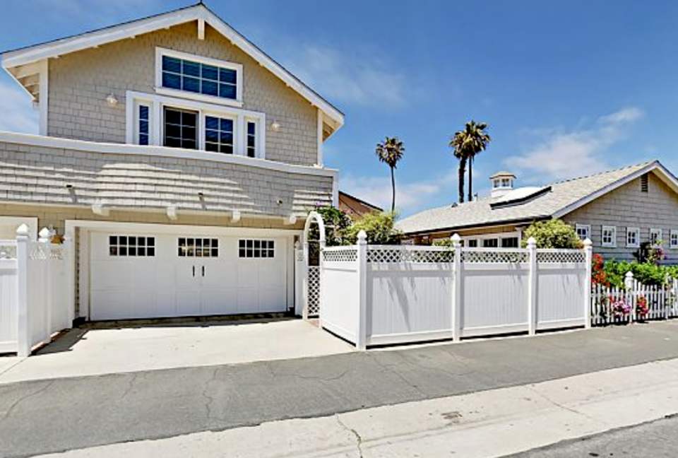 Pierpont Beach House - Ventura, California
