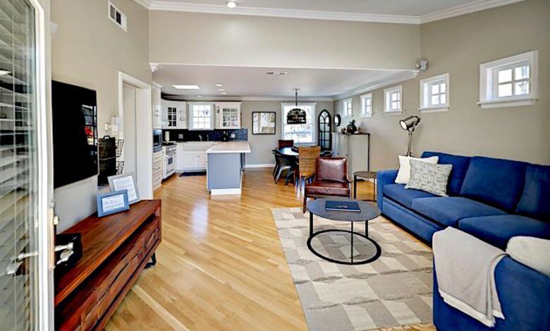 Pierpont Beach House - Ventura, California