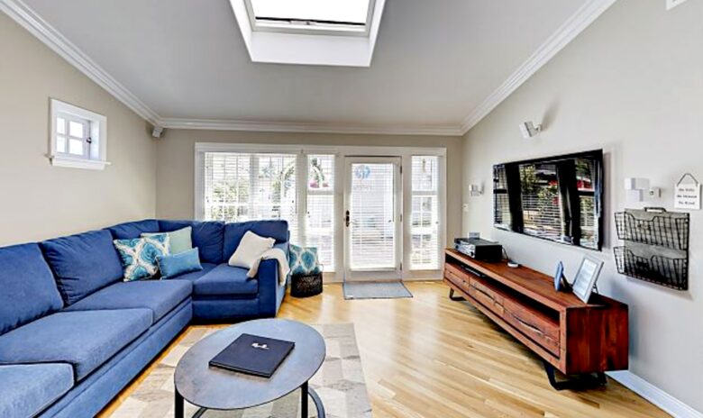 Pierpont Beach House - Ventura, California