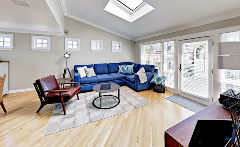 Pierpont Beach House - Ventura, California