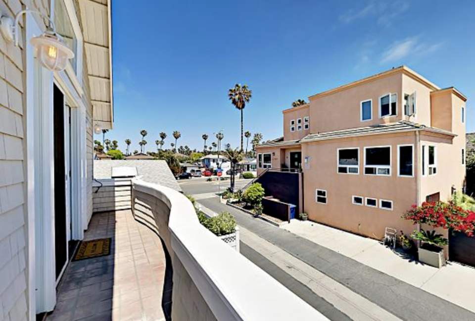 Pierpont Beach House - Ventura, California