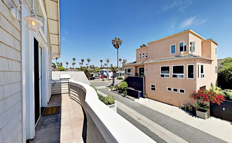 Pierpont Beach House - Ventura, California