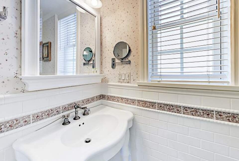 Pierpont Beach House - Ventura, California