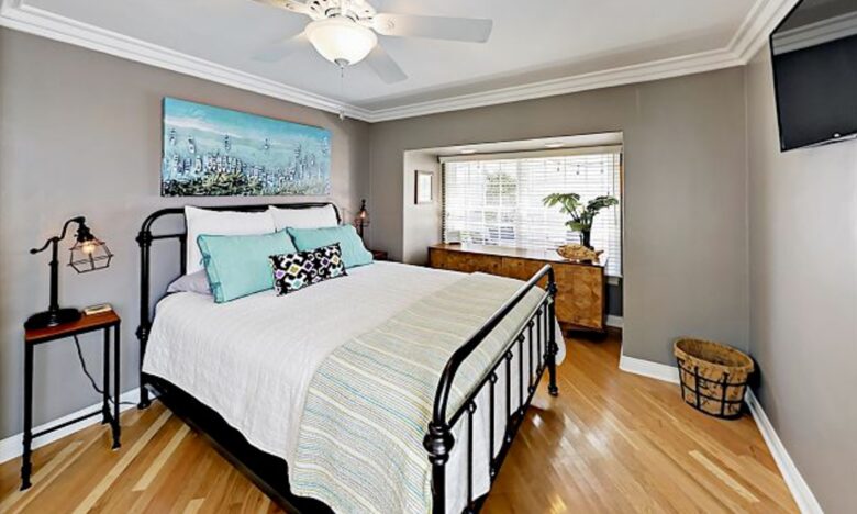 Pierpont Beach House - Ventura, California