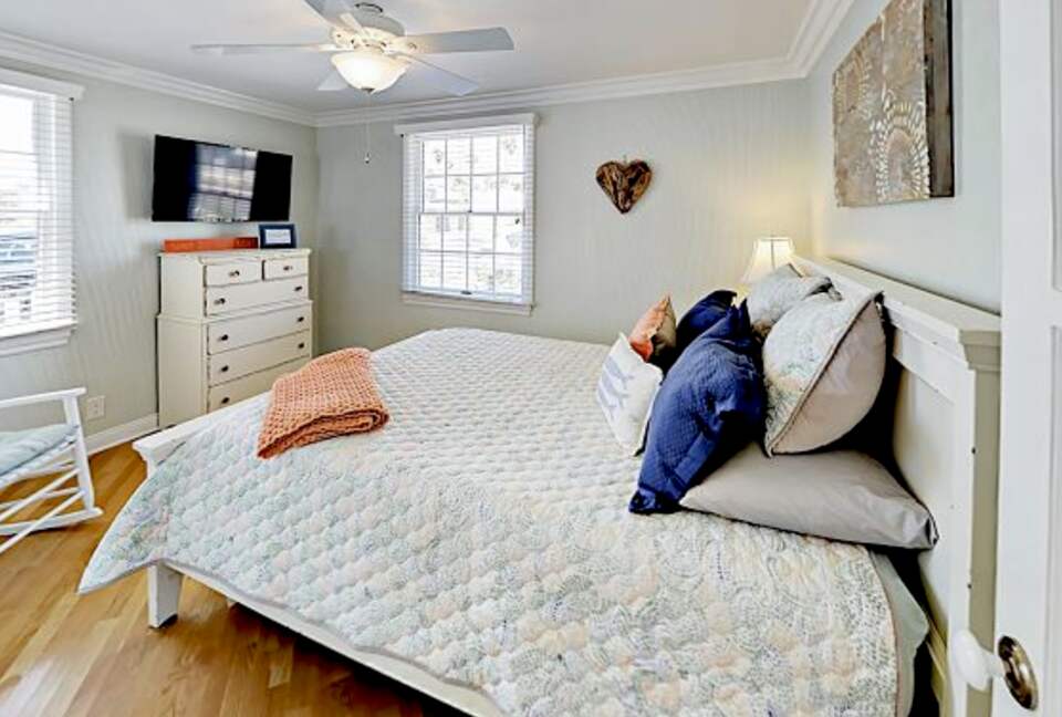 Pierpont Beach House - Ventura, California