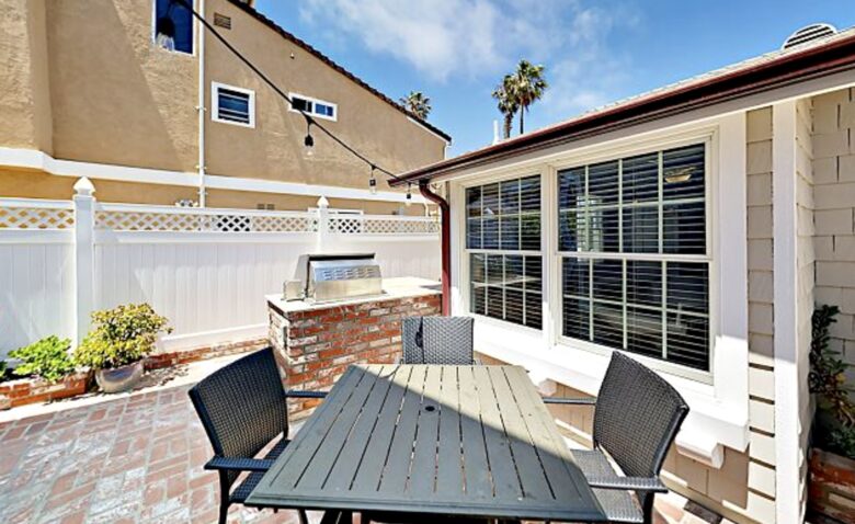 Pierpont Beach House - Ventura, California