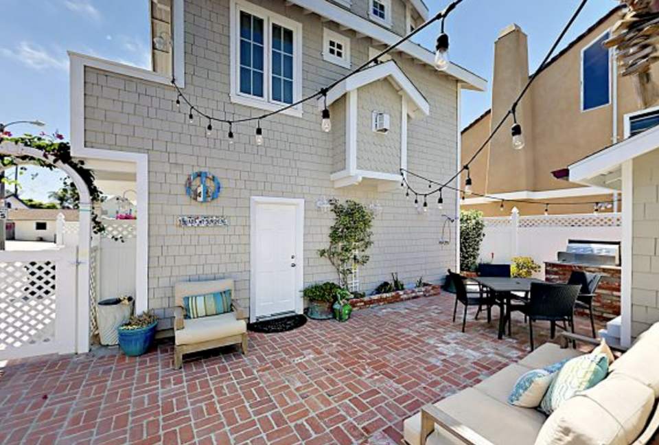 Pierpont Beach House - Ventura, California