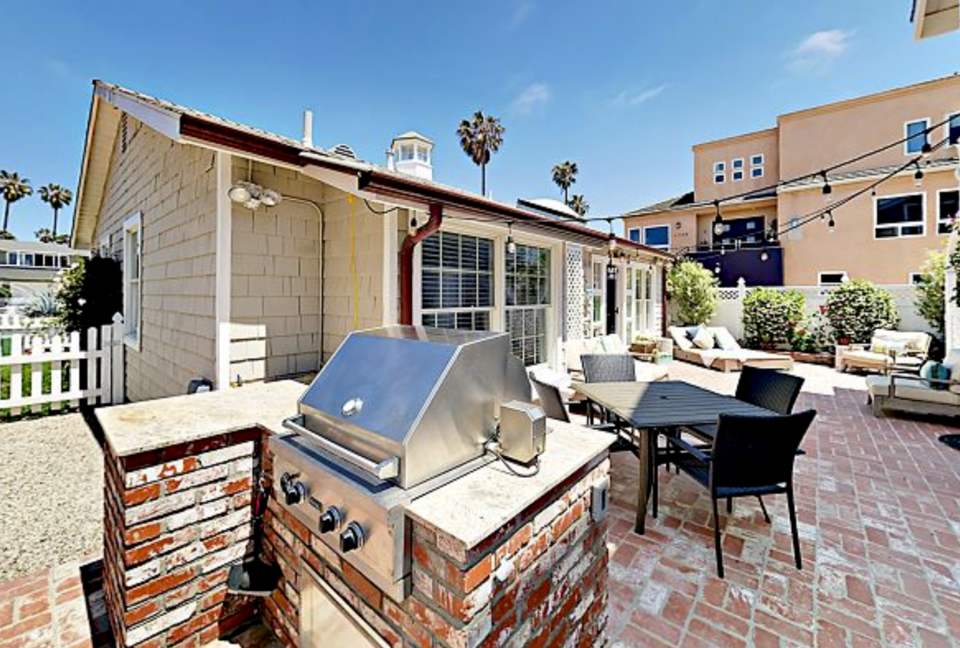 Pierpont Beach House - Ventura, California