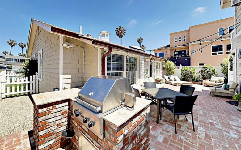 Pierpont Beach House - Ventura, California