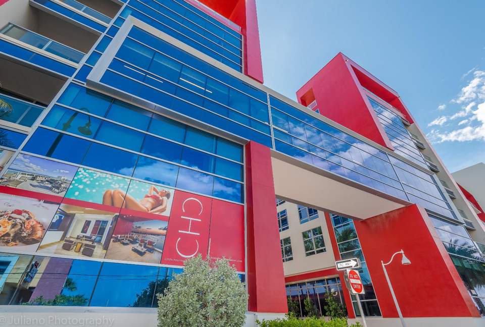 Contemporary Costa Hollywood Beach Resort - Hollywood, Florida