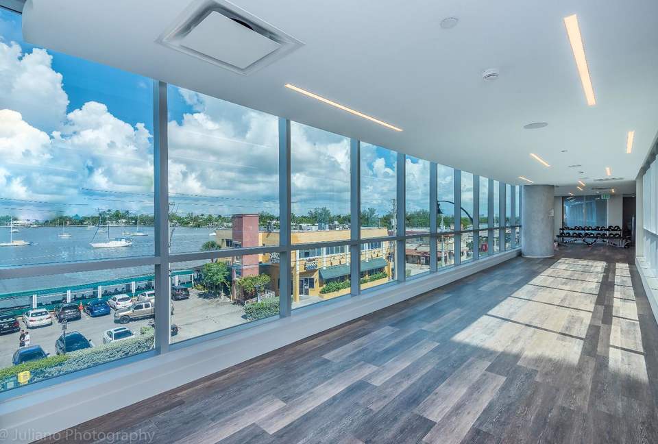 Contemporary Costa Hollywood Beach Resort - Hollywood, Florida