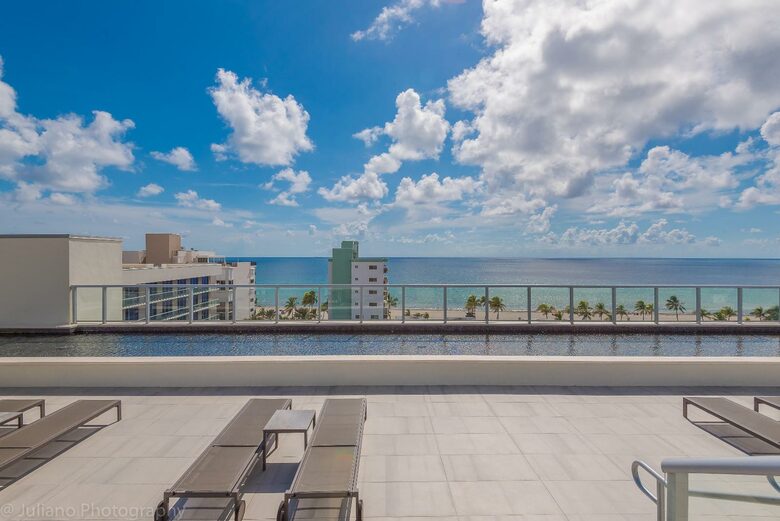 Contemporary Costa Hollywood Beach Resort - Hollywood, Florida