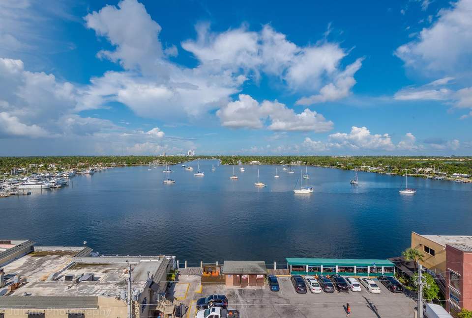 Contemporary Costa Hollywood Beach Resort - Hollywood, Florida