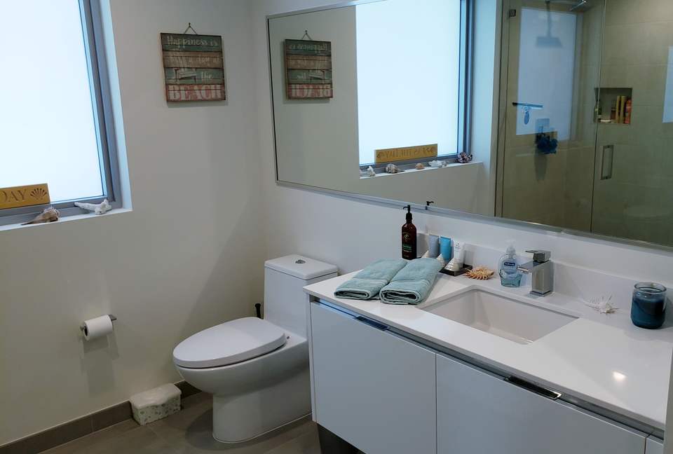 Contemporary Costa Hollywood Beach Resort - Hollywood, Florida