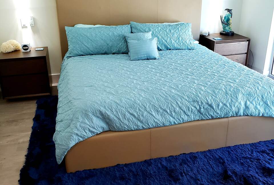 Contemporary Costa Hollywood Beach Resort - Hollywood, Florida