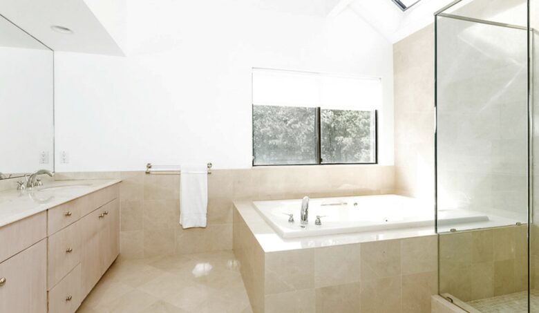 The Sprig Tree Residence - Sag Harbor, New York