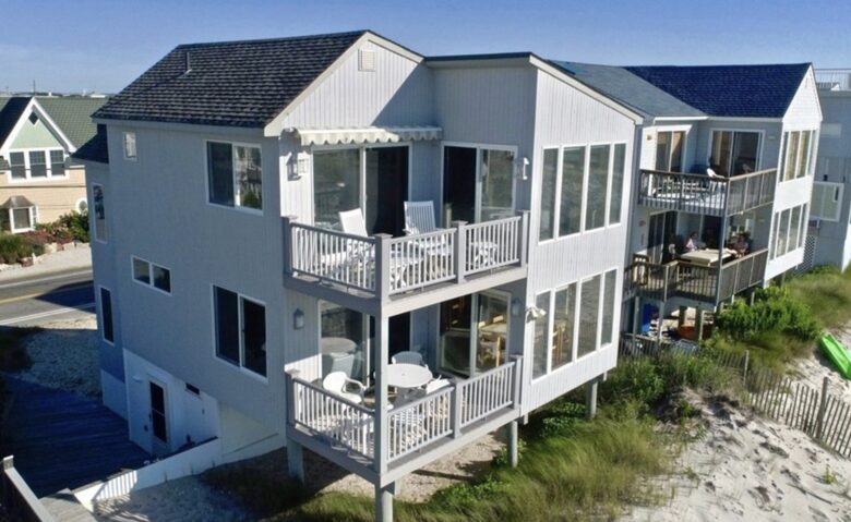 LBI Oceanfront Beach House - Brant beach, New Jersey