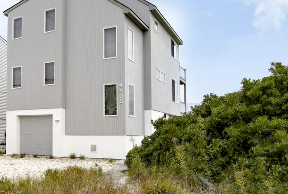 LBI Oceanfront Beach House - Brant beach, New Jersey