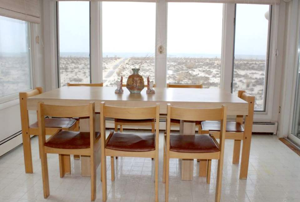 LBI Oceanfront Beach House - Brant beach, New Jersey