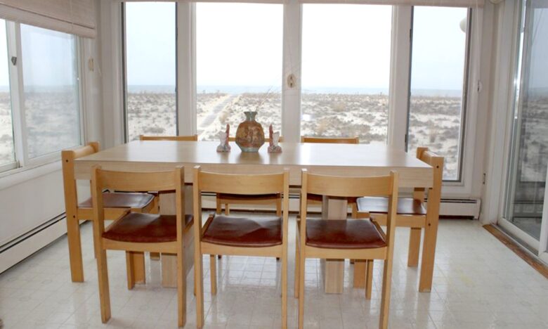 LBI Oceanfront Beach House - Brant beach, New Jersey