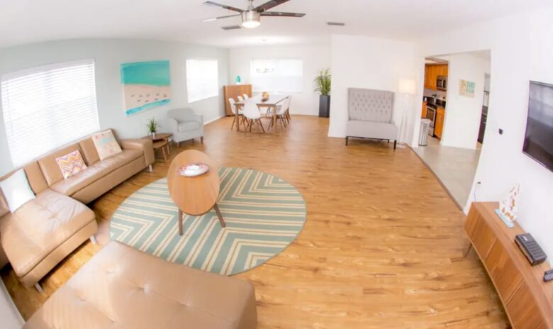 St Pete Beach Home - St Pete Beach, Florida