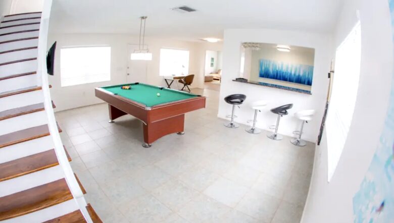 St Pete Beach Home - St Pete Beach, Florida