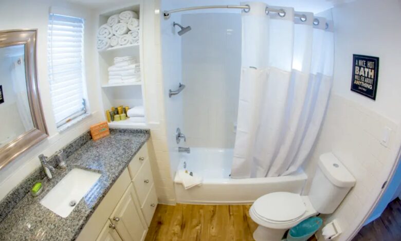 St Pete Beach Home - St Pete Beach, Florida