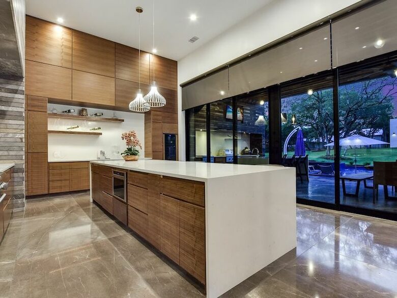 ABOVE - Pinnacle Estate - Austin, Texas