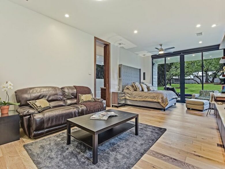 ABOVE - Pinnacle Estate - Austin, Texas