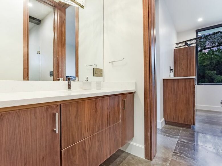 ABOVE - Pinnacle Estate - Austin, Texas