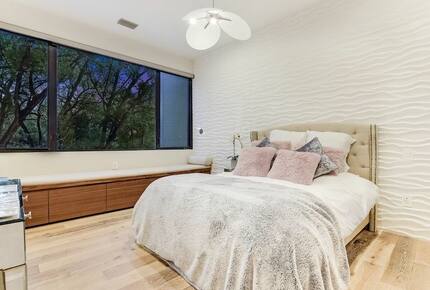 ABOVE - Pinnacle Estate - Austin, Texas