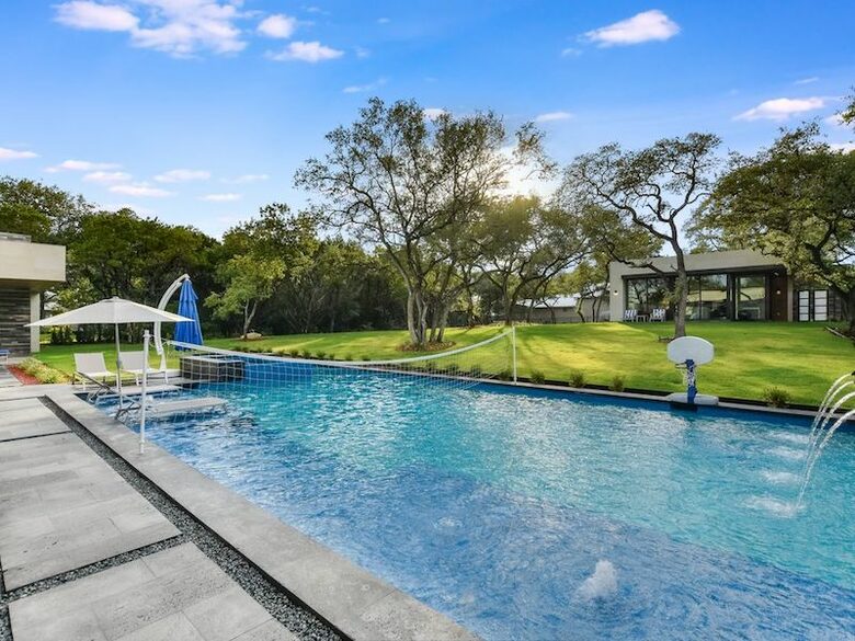 ABOVE - Pinnacle Estate - Austin, Texas