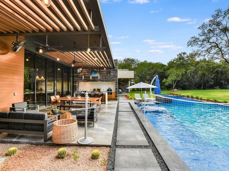 ABOVE - Pinnacle Estate - Austin, Texas