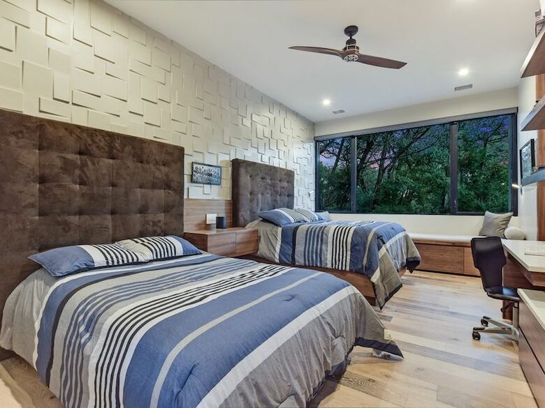 ABOVE - Pinnacle Estate - Austin, Texas