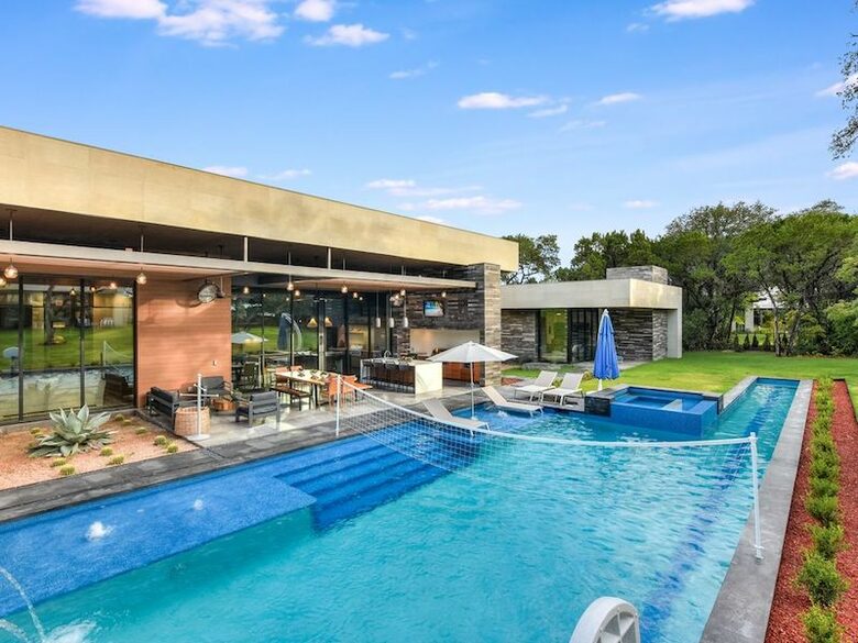 ABOVE - Pinnacle Estate - Austin, Texas